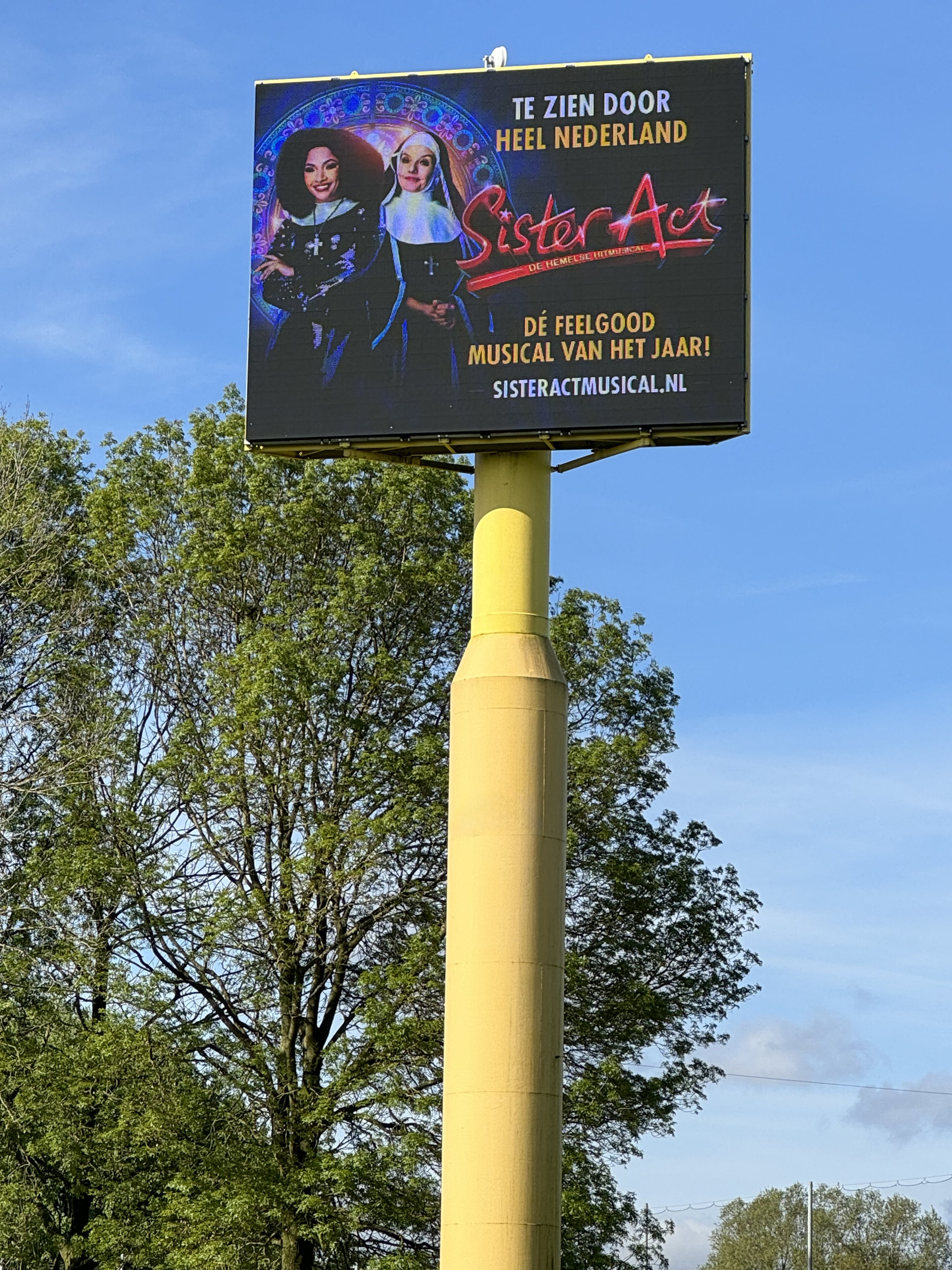 Side image